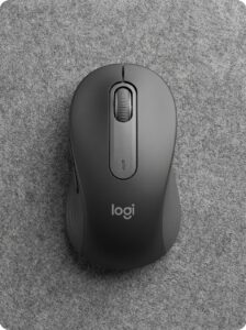 Computer Mouse On Desk Mat 202607172258 1 224x300